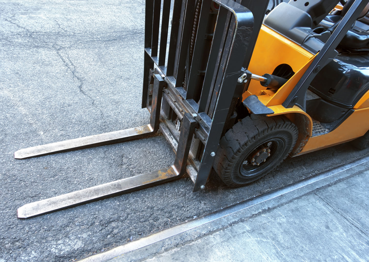 Philadelphia Forklift Accident Attorneys Fork Lifts Injury Laywers Pa